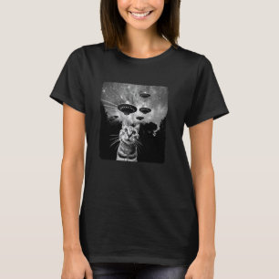Funny Cat Selfie UFO Photo Weird Kitty White Black T-Shirt