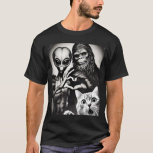 Funny Cat Selfie With Romantic Bigfoot In Love Wit T-Shirt