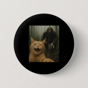 Funny Cat Surprised Happy Selfie With Bigfoot Sasq 6 Cm Round Badge