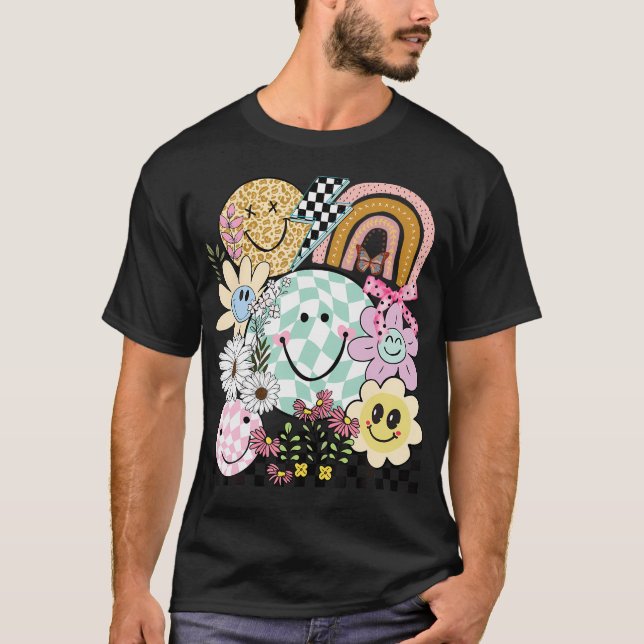 Funny Chequered Happy Smiling Smile Face Daisy Flo T-Shirt (Front)
