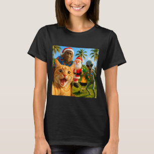 Funny Christmas Cat Selfie With Bigfoot & Alie T-Shirt