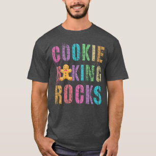 Funny COOKIE BAKING ROCKS Gingerbread Man Cupcake T-Shirt
