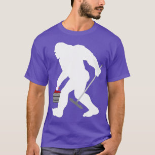 Funny Curling Bigfoot Gift Sasquatch Curling Men T-Shirt