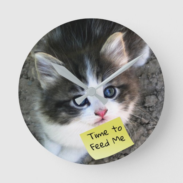 FUNNY! Cute Kitten with Customisable Text Round Clock (Front)