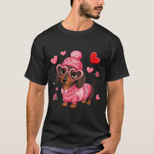 Funny Dog Dachshund Valentines Heart Dog Lover Men T-Shirt