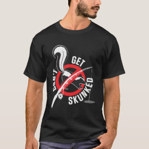 Funny Don'T Get Skunked Fishing Pole Bass Fisherma T-Shirt