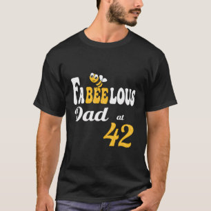 Funny Fabulous Fabeelous Dad Bee Honeycomb Daddy 4 T-Shirt