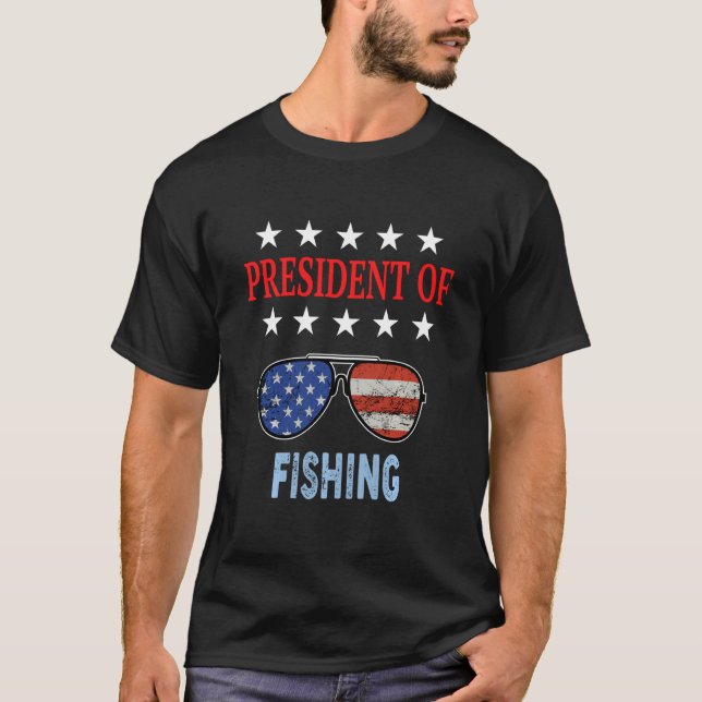 Funny Fishing Accessories  Usa Flag Fishing Saying T-Shirt (Front)