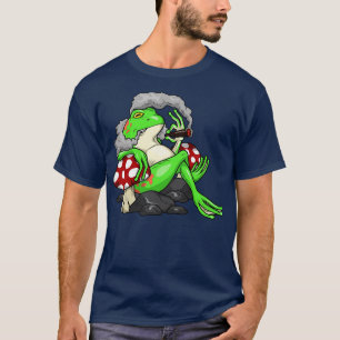 Funny frog is smoking a cigar T-Shirt