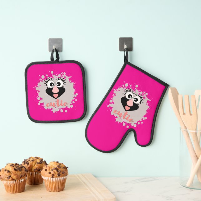 Funny funny gnome oven mitt & pot holder set (Insitu(Hanging))