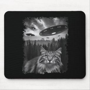 Funny Graphic Cat Selfie With Bigfoot Sasquatch Al Mouse Pad