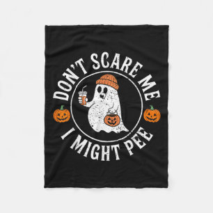 Funny Halloween Don't E Me I Might Pee Pregnant Gh Fleece Blanket