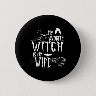 Funny Halloween Gift Idea Husnd Spooky Wife Witch 6 Cm Round Badge
