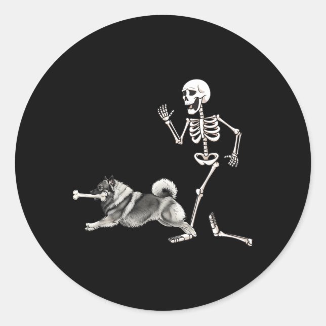Funny Halloween Keeshond And Skeleton Classic Round Sticker (Front)