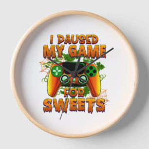 Funny Halloween Outfit for Gamer - Cool Halloween Clock
