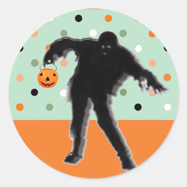 Funny Halloween Zombie Classic Round Sticker (Front)