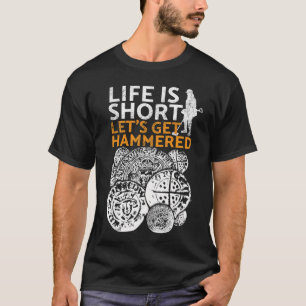 Funny hammered coin metal detectorists T-Shirt