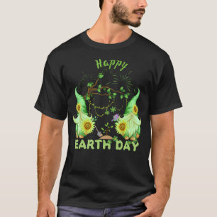 Funny Holiday Earth Day Happy Gnomes Arbor Day Flo T-Shirt