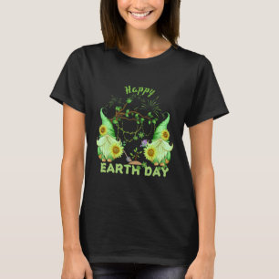 Funny Holiday Earth Day Happy Gnomes Arbor Day Flo T-Shirt