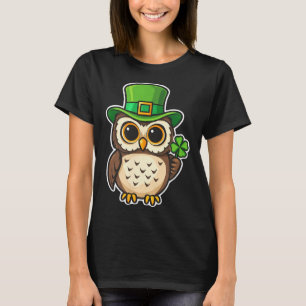 Funny irish owl st patrick's day lucky charm  T-Shirt