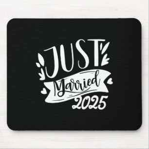 Funny Just Married 2025 Cute Bride And Groom Marri Mouse Pad