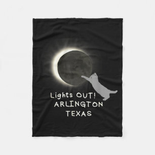 Funny Kids Total Solar Eclipse Cat Arlington Fleece Blanket