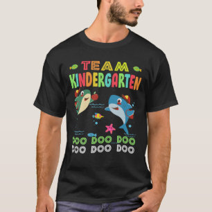 Funny Kintergarten Shark Doo Doo Doo Back To Schoo T-Shirt