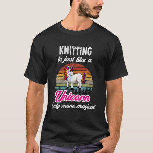 Funny Knitting Design Retro Unicorn Vintage Suns T-Shirt