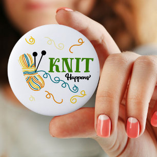 Funny Knitting Saying Knit Happens w. ball of yarn 6 Cm Round Badge
