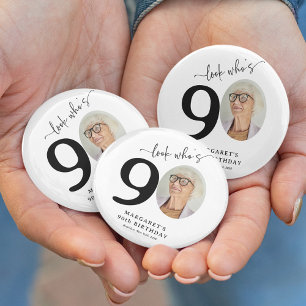 Funny 'Look Who's 90' Stylish 90th Birthday 6 Cm Round Badge