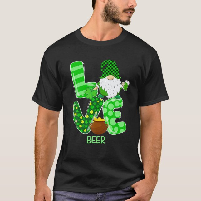 Funny LOVE Beer Gnome St Patricks Day Men Women T-Shirt (Front)