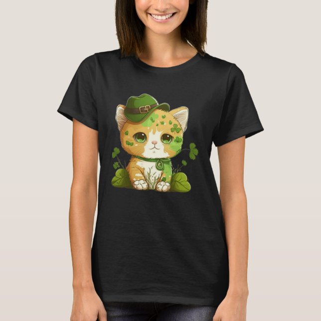 Funny Lucky Green Proud Irish St Patricks Day Cat  T-Shirt (Front)
