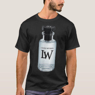 Funny lw glass bottle sprayer meme  T-Shirt
