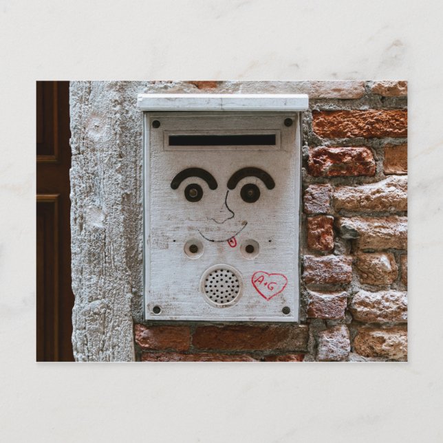 Funny mailbox with smiling face postcard (Front)