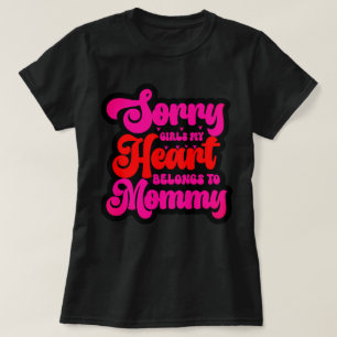 Funny Mama Skeleton Hand - Mother's Day Gift T-Shirt