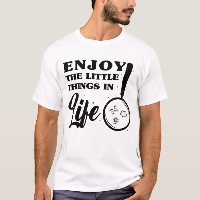 Funny Microscope, Microbiologists Biology Nerd T-Shirt (Front)