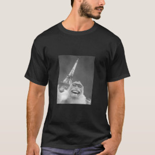 Funny Monkey Selfie Eiffel Tower In Paris Men Wome T-Shirt