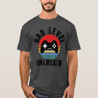 Funny New Dad Dad Level Unlockedee Gaming family T-Shirt