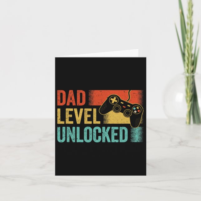 Funny New Dad Fathers Day Dad Level Unlocked Gamin Card (Front)
