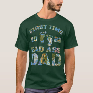 Funny New Dad of Girl Est 2022 First Time Dad Gift T-Shirt