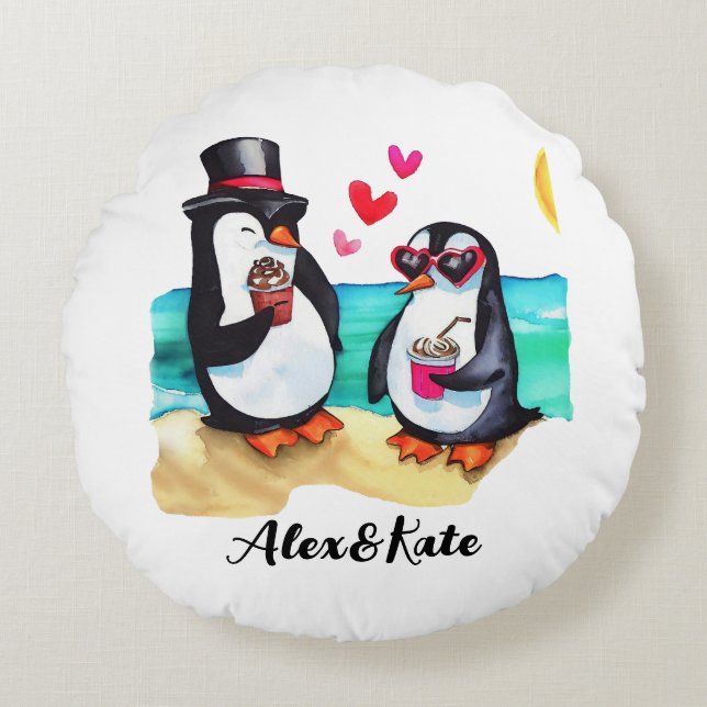 Funny Penguin Couple, Animals in Love Round Cushion (Front)