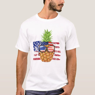 Funny Pineapple Wearing Sunglasses American Flag 4 T-Shirt