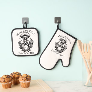 Funny Quotes Skeleton Gothic Halloween Cooking Oven Mitt & Pot Holder Set