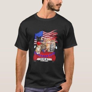 Funny Red Truck With Cats 4Th Of July Balloon Patr T-Shirt