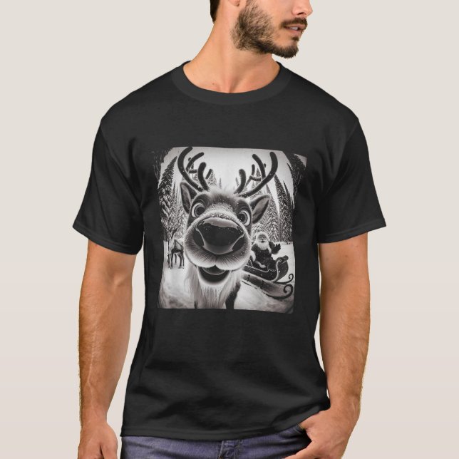 Funny Reindeer Selfie Christmas  T-Shirt (Front)