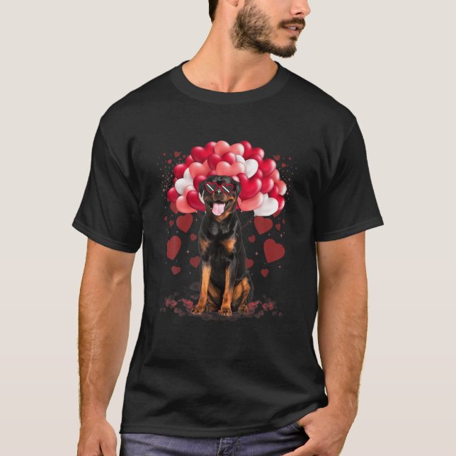 Funny Rottweiler Heart Valentines Day Dog Dad Mum T-Shirt (Front)
