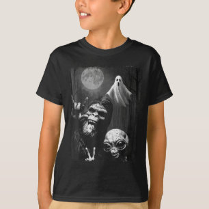 Funny Sasquatch & Alien Rock On Hand Sign Ghos T-Shirt