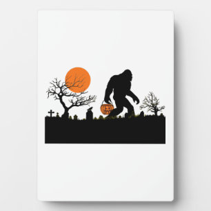 Funny Sasquatch Bigfoot Halloween Costume T-shirt Plaque