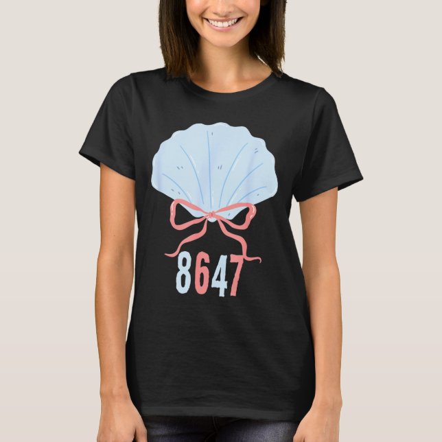 Funny Seashells Sea Shells Beach Funny 13 T-Shirt (Front)