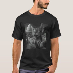 Funny Selfie Cat Reading Newspaper On Boat T-Shirt